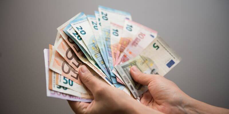 Miten tienata 1000 euroa